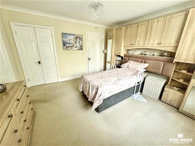 Picture 9